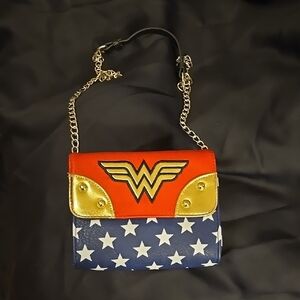 Wonder Woman Themed Chain Strap Purse